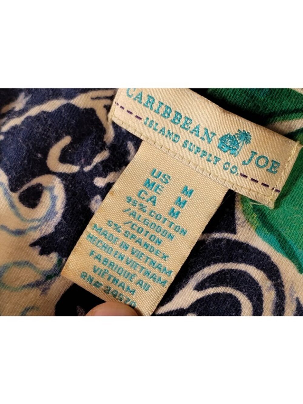 Caribbean Joe Size Medium Pullover Top V-Neck Floral Size Medium Green Blue - Picture 4 of 7